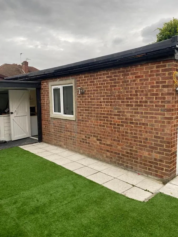 Oak Lodge Welling Apartment